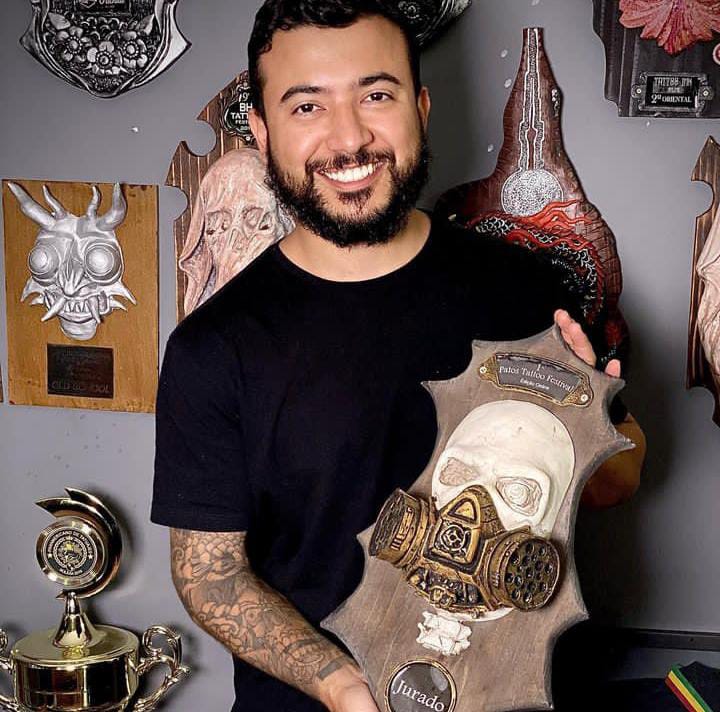 Marcos-skull-tatuador-premiado-embaixador-find-tattoo